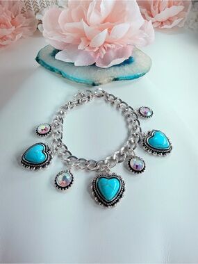 Turquoise Heart Charm Bracelet - Women's Silver Chain Charm Bracelet  ( 8 1/2 )